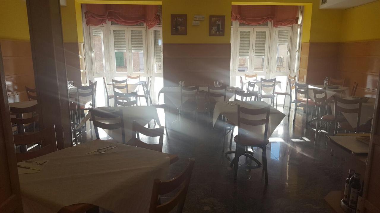 Hostal Restaurante San Juan Molina de Aragon Kültér fotó