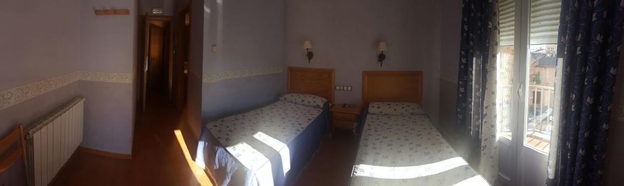 Hostal Restaurante San Juan Molina de Aragon Kültér fotó